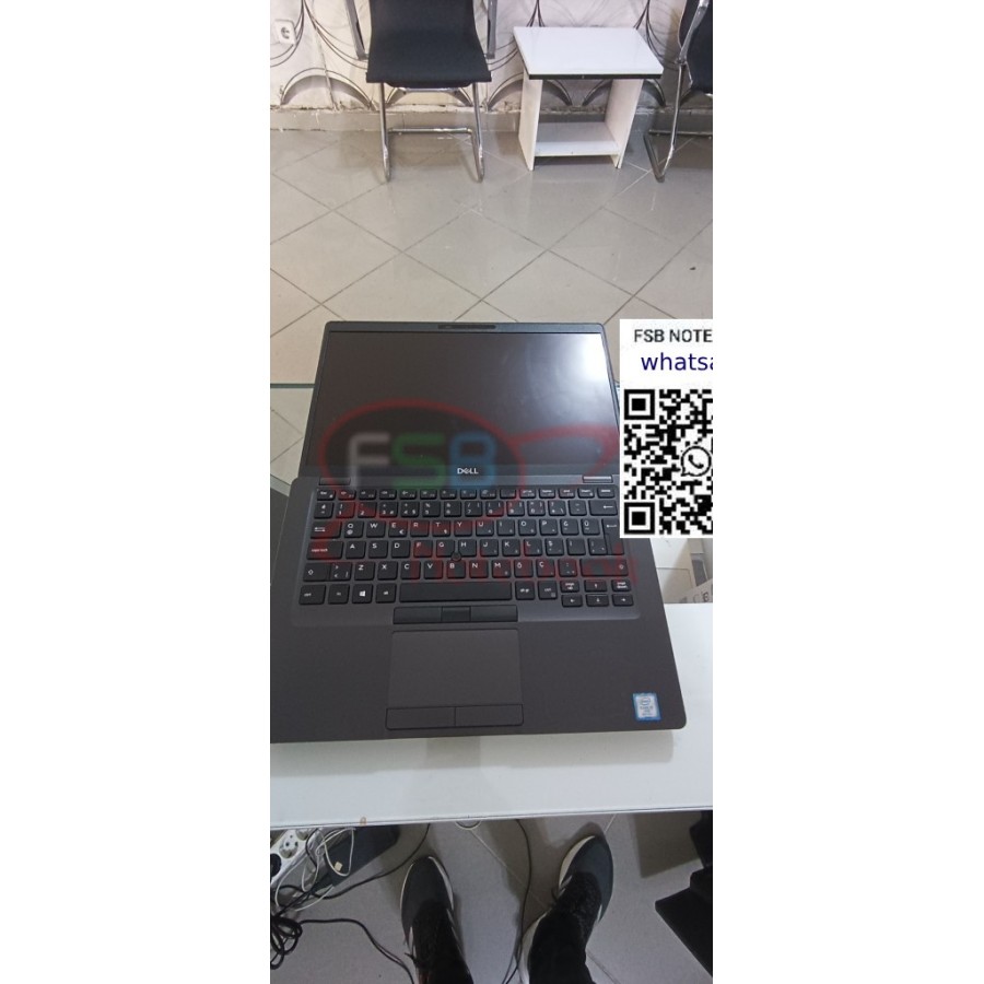 Dell  İ7 8.NESİL İŞLEMCİLİ DOKUNMATİK  EKRANLI 2.EL LAPTOP 